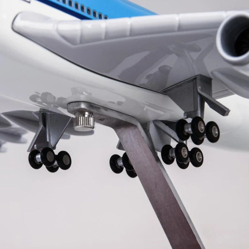 1/157 Skala 47CM Airlines Boeing 747 B747 KLM Royal Dutch Fly Model W Lys & Hjul Støbt Harpiks Plan For Indsamling 0