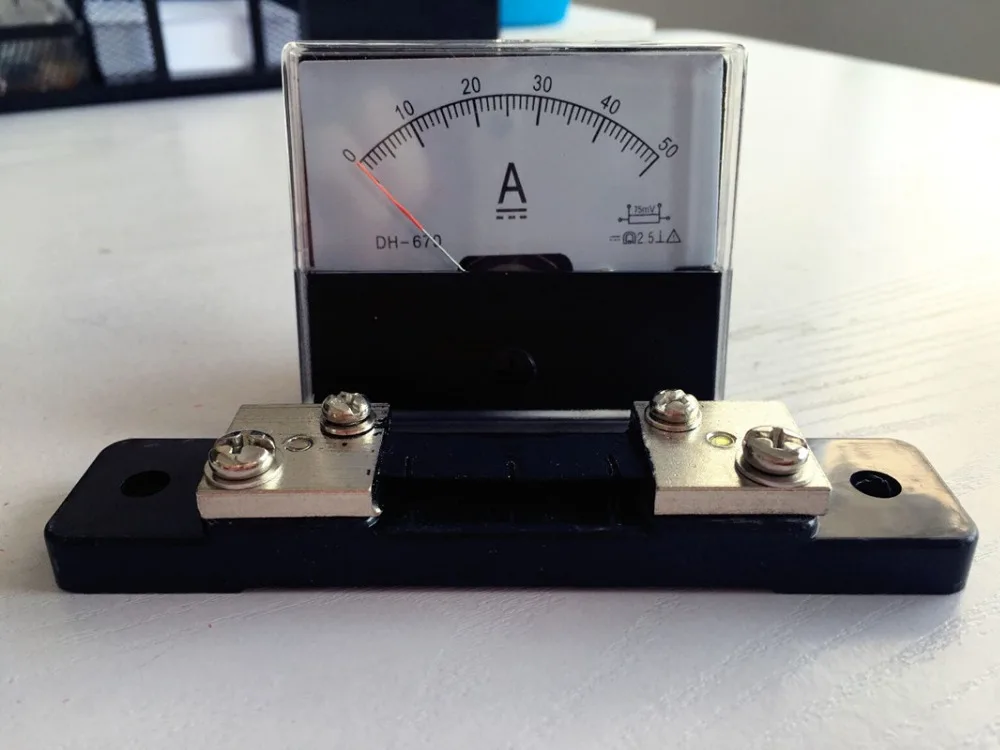 Pointer Analog Amp Panel Meter Nuværende Amperemeter DC 0-50A 50A med shunt gratis fragt 0
