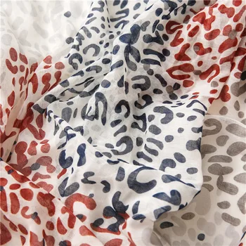2020 Mode Design Gradient Sexet Leopard Dot Viscose Sjal Tørklæde Efteråret Høj Kvalitet Halstørklæde Foulards Muslimske Hijab Sjaal 5