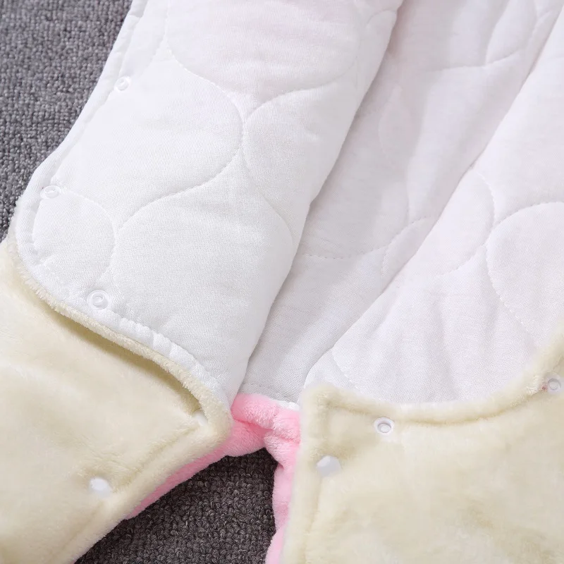 2020 Unisex Polyester Baby Boy Tøj 0-12M Nyfødte Baby Sparkedragt langærmet Baby Pige Tøj Tegnefilm Vinter 1