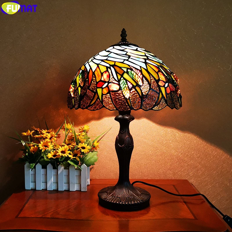 FUMAT Tiffany Style Desk Lys Cyklon Prairie Butterfly Farvet Glas bordlampe Klassisk Nordisk Belysning Dekorativ Kunst Lamper 1