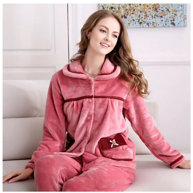 2018 Kvinder Nye Coral Velvet Nattøj Sæt Lommer Flannel Velour Pyjamas Kvindelige Hjem Tøj Vinter Varm Langærmet Pink Rød 1