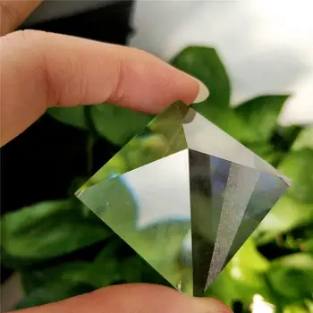 3*4*4 CM Naturligt Klare, Hvide Kvarts Energi Krystal Pyramide Healing Gemstone For boligindretning, Pynt 40295