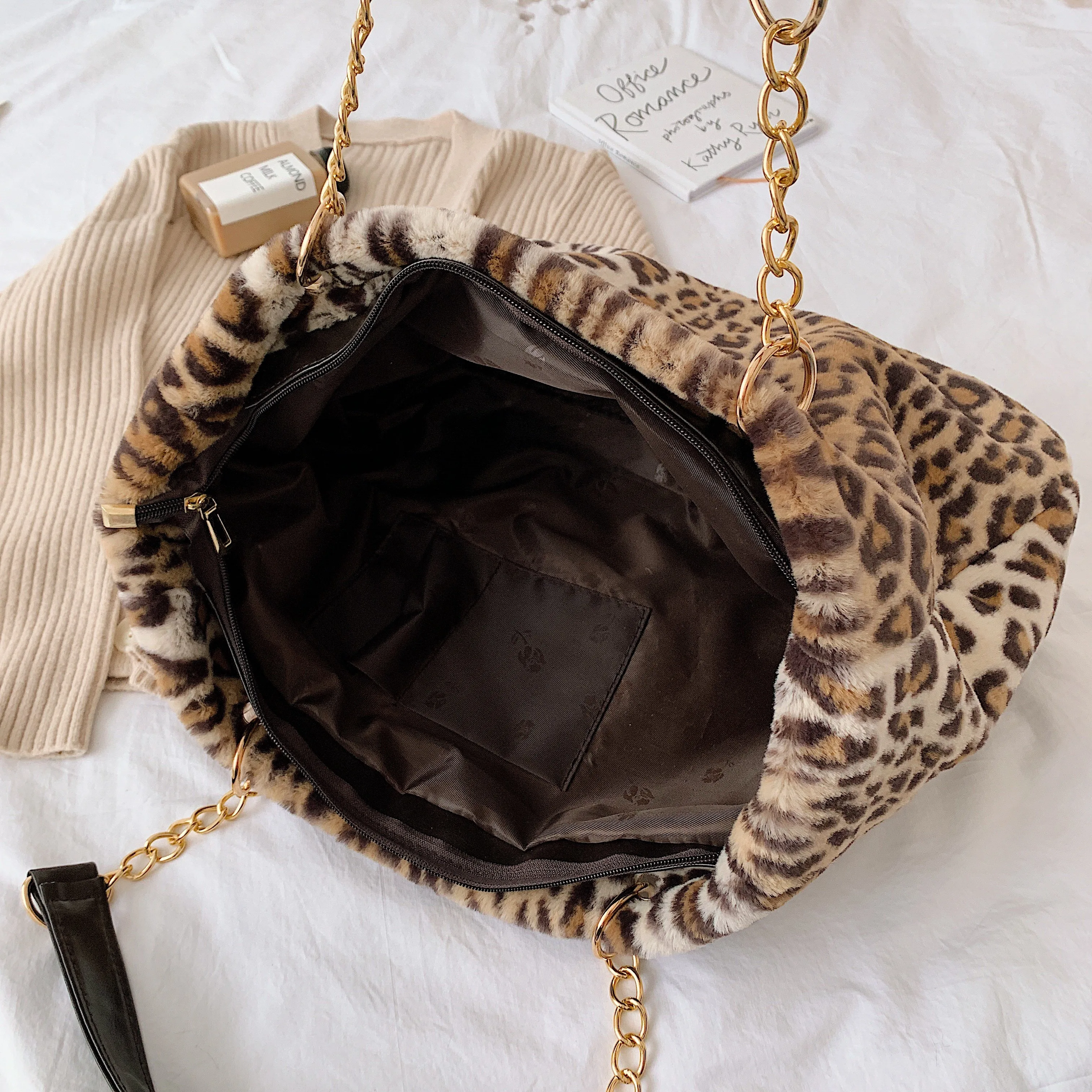 Faux fur stor kapacitet leopard crossbody taske kvinder 2019 vinter plys skulder Messenger taske damer varm håndtaske pige Christma 2