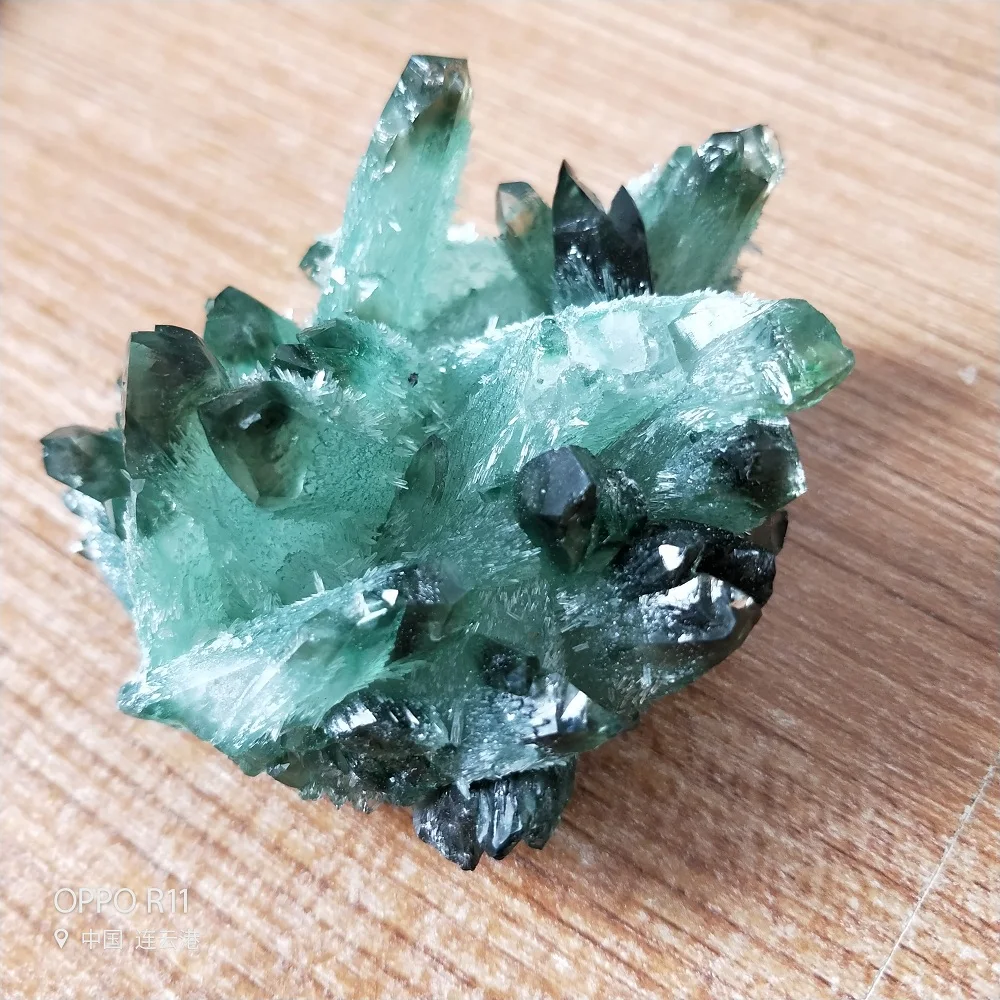 200-250g Naturlige grønne spøgelse cluster krystal Kvarts Cluster Prøve Healing Mineral Sten 3