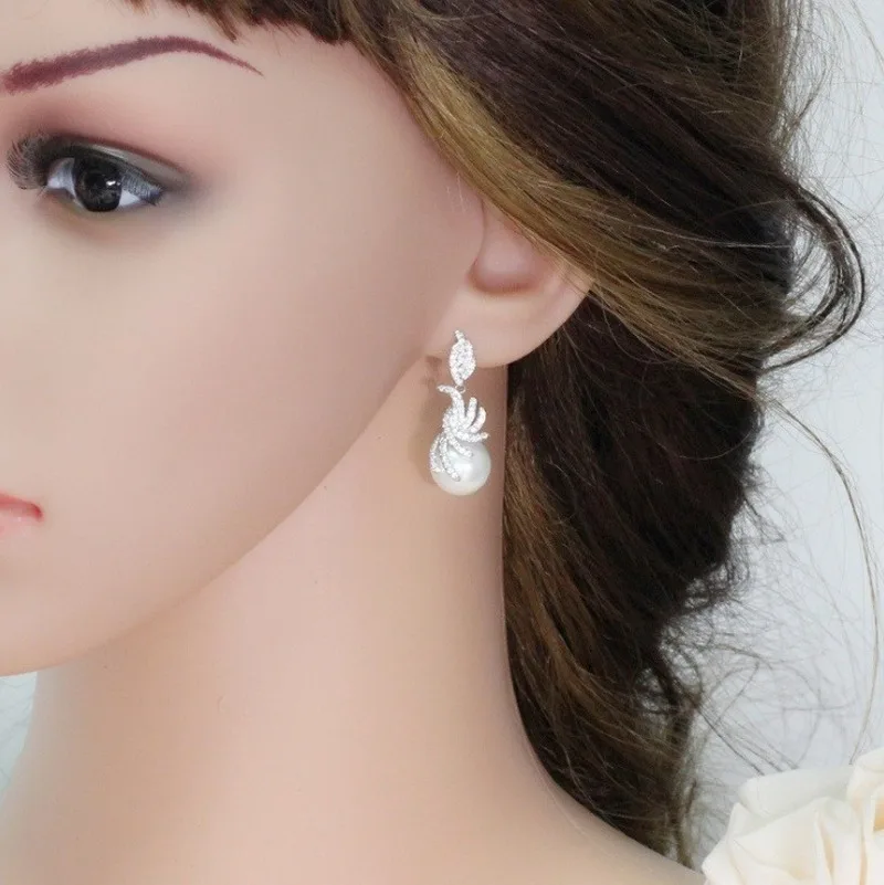 Hot Sælger Temperament Perle Øreringe Simple Mode Kvindelige Smykker Lange Øreringe Til Kvinder 4