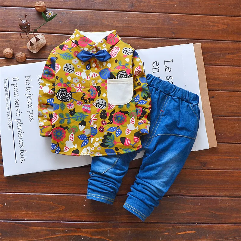 Efteråret Kids Tøj Sæt herre Tøj 2 stykker Drenge Tøj Sæt børnemode Plaid, der Passer Baby slips t-shirt + jeans 4