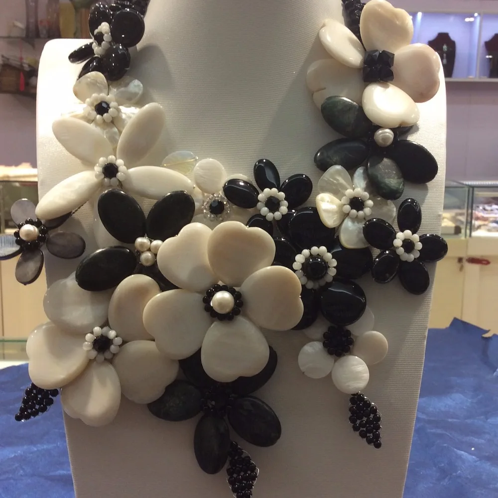 Naturlige StoneBlack Onyx Hvid MOP shell FW pearl choker blomst halskæde til kvinder 4