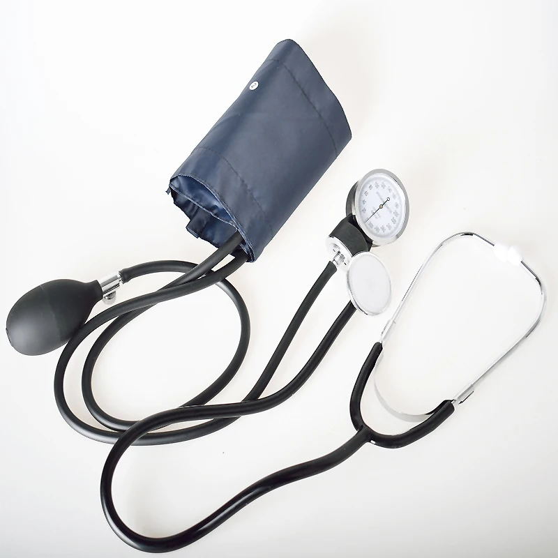 Klassisk Blood Pressure Monitor BP Voksen Cuff-Tonometeret Arm Aneroid Blodtryksmaaler med Manuelt Tryk 5