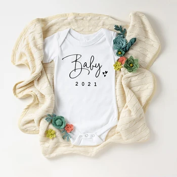 Baby Kommer Snart 2021 Onesie Simpelt Print Graviditet Meddelelse Baby Body Graviditet Afsløre Bodyer Toddler Baby Onesie 3