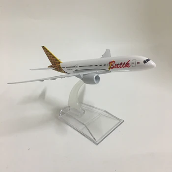 Batik Airlines Flyvemaskine model Boeing 787 fly 16CM Metal legering trykstøbning 1:400 fly model legetøj Collectible Gratis gaver 1