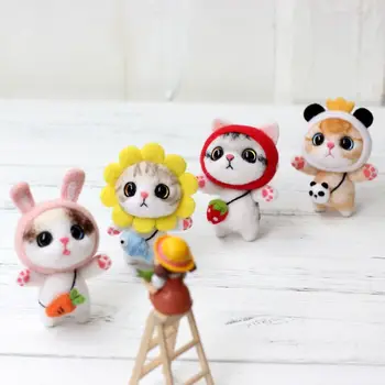 Cat Doll Med Jordbær Panda Uld Filt Håndværk DIY Ikke Færdig Stak Sæt Håndværk Kit Til Nål Materiale Taske Pack 5