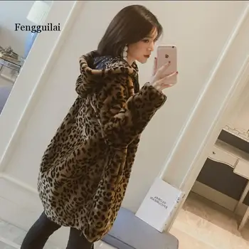 Fengguilai Vinter Fashion Kvinder Imiteret Pels Lange Leopard Jakke Vindjakke Kvindelige Hætte Med Lange Ærmer Størrelse Løs Outwear 8814