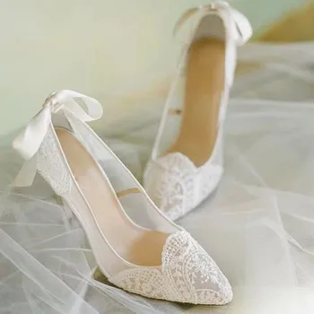 Kmeioo elegante bryllup sko kvinde lace pumper spidse tå høje hæle boetie stiletto lavvandede bride sko kvinder tynd hæle 4