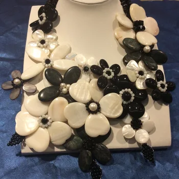 Naturlige StoneBlack Onyx Hvid MOP shell FW pearl choker blomst halskæde til kvinder