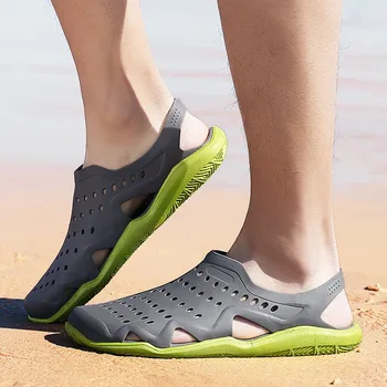 Nye Mænd Slip På Beach Sandaler 2020 Sommeren Herre Jelly Sko Udendørs Afslappet Behagelig Hul Sko Høj Kvalitet Shoes Para Hombre 4634