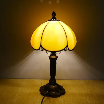 WOERFU Tiffany bordlampe 20cm Kirke Lampeskærm Soveværelse sengelampe E27 Kreative Mode Retro bordlampe 2